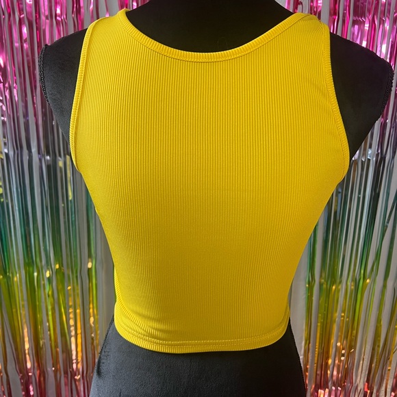 🌻SHEIN Crop Top, Size XS🌻 - Picture 3 of 4